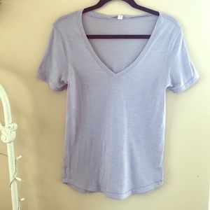 Lululemon Athletica V-Neck